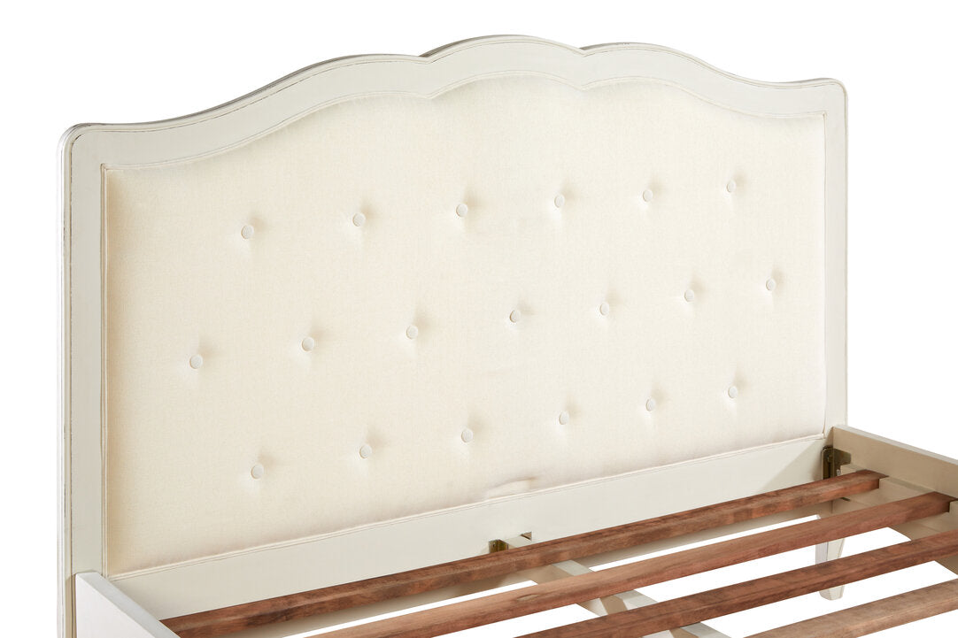 Stirling White Kingsize Bed