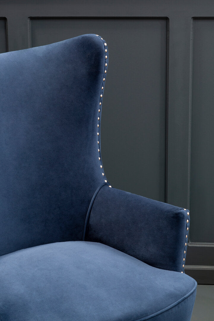 Granada Wingback Lounge Chair