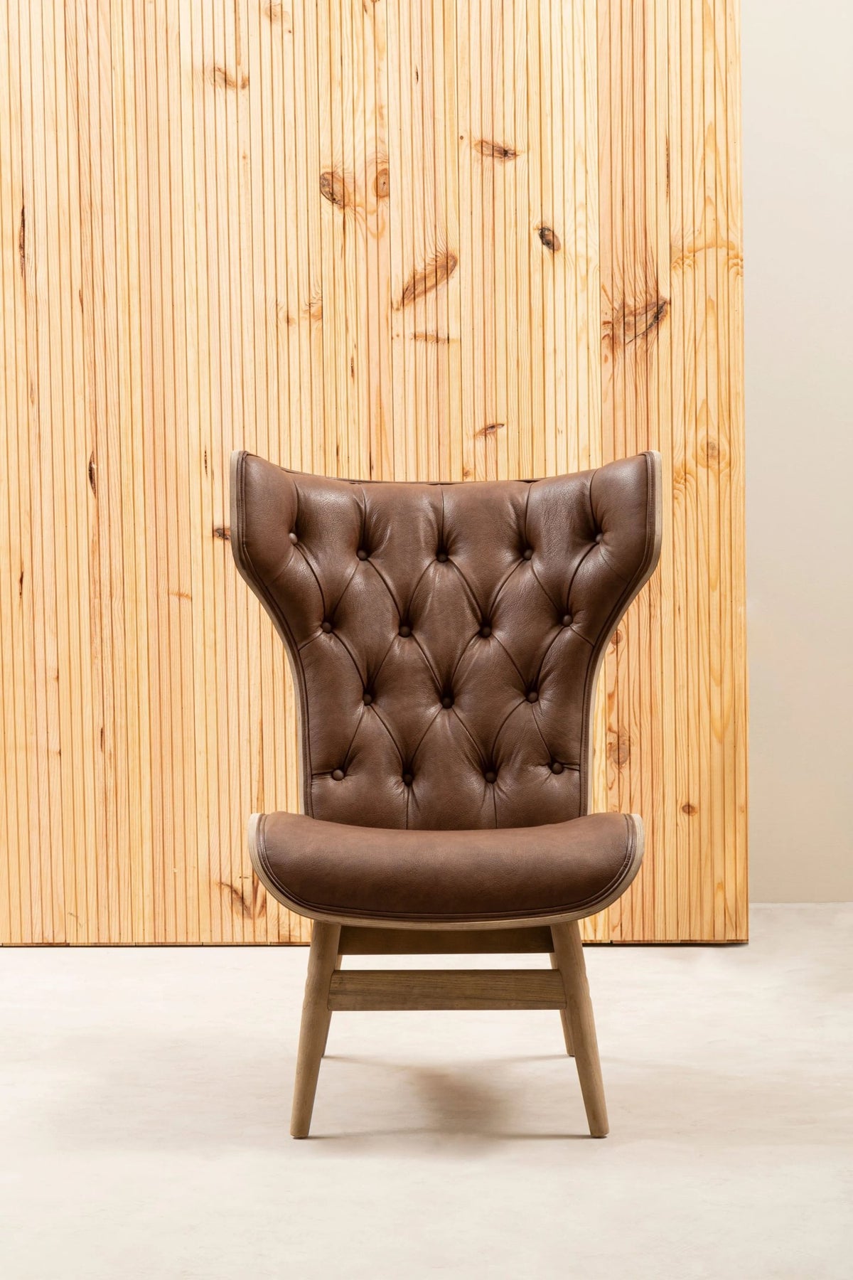 Harrogate Chair with Winged Back