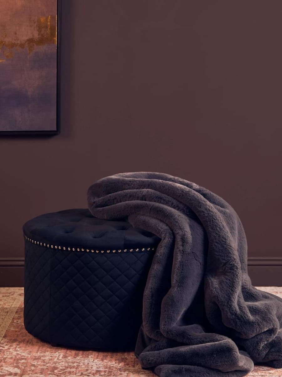 Windsor Round Velvet Ottoman