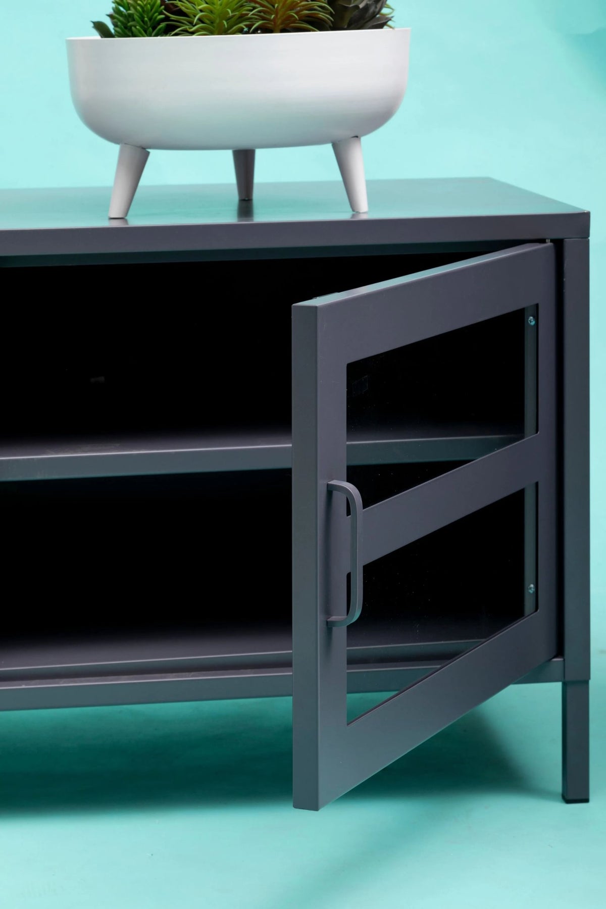 Cambridge Two Door Metal Media Unit