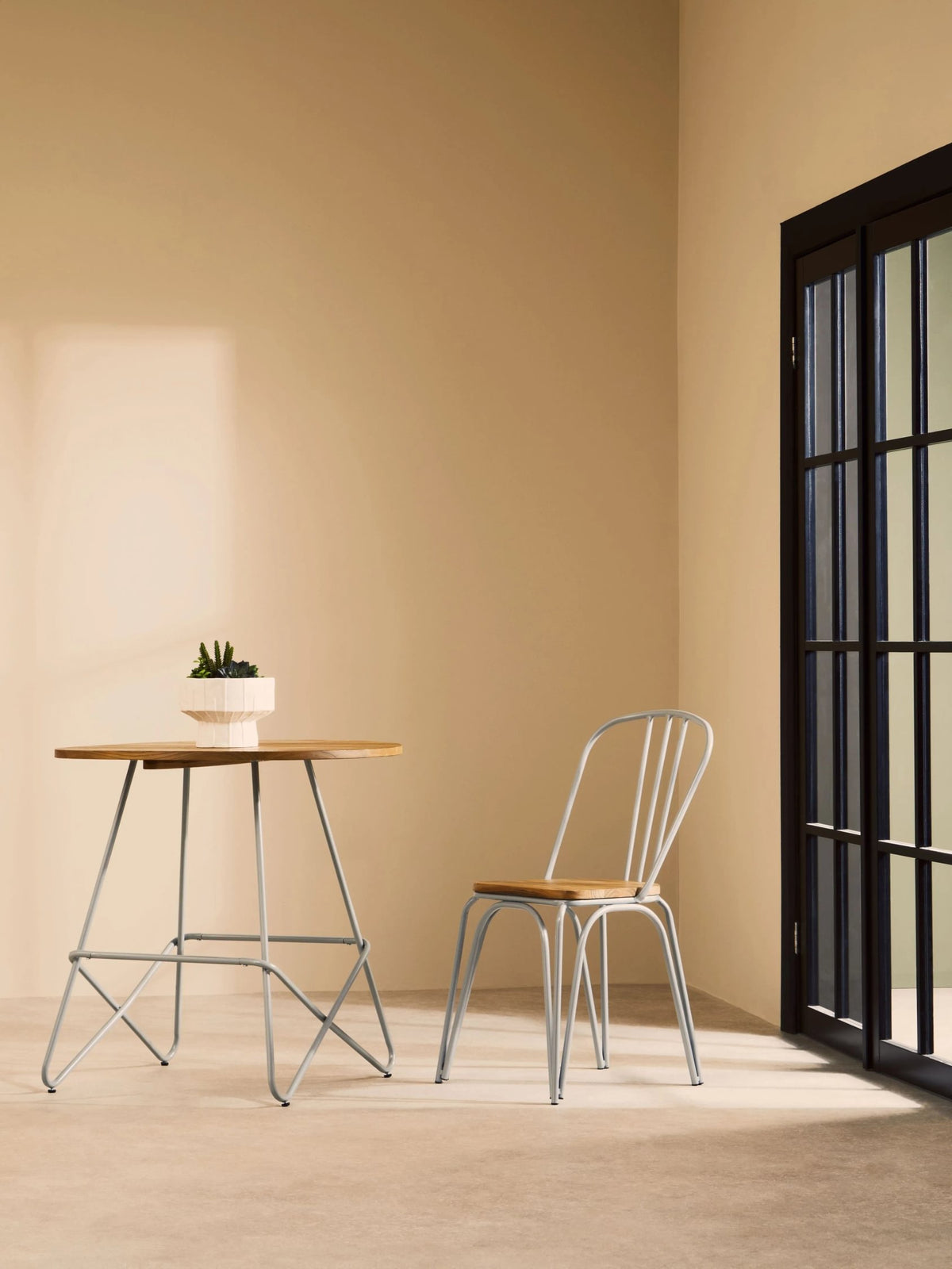 Madison Metal and Elm Wood Round Dining Table #colour_grey
