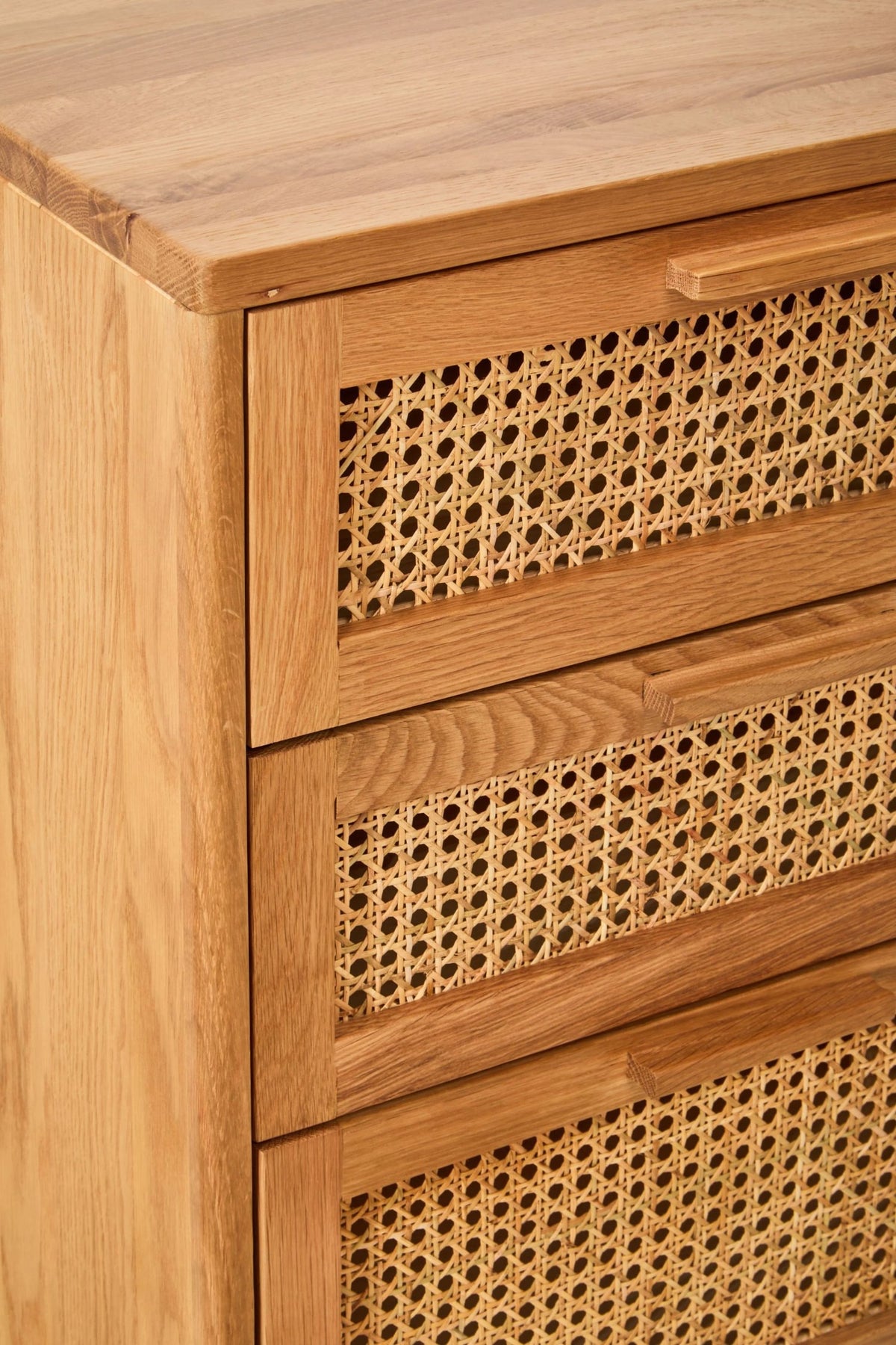 Cannes Rattan and Oak Wood Chest of Four Drawers
