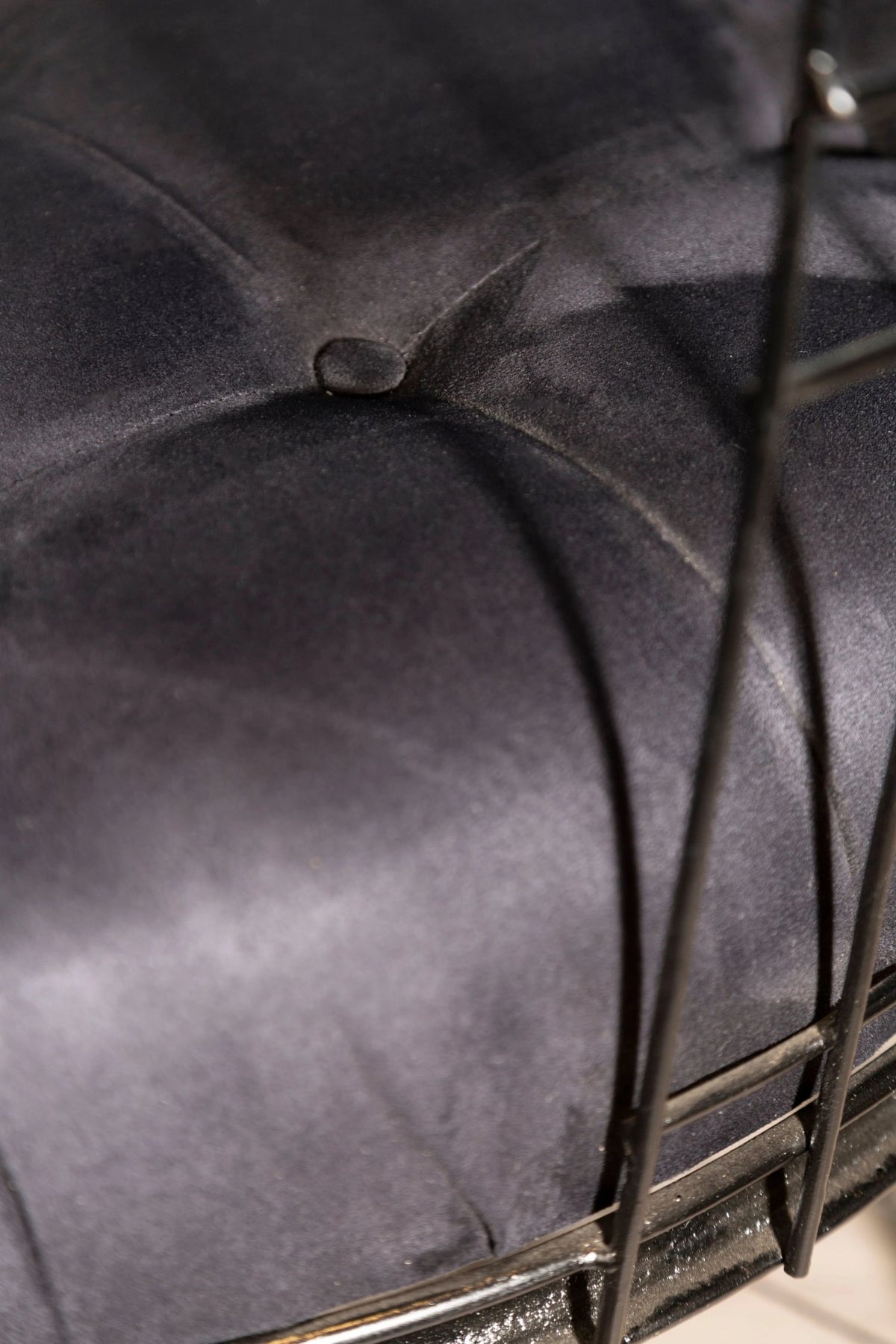 Lyndhurst Wheel Design Chair