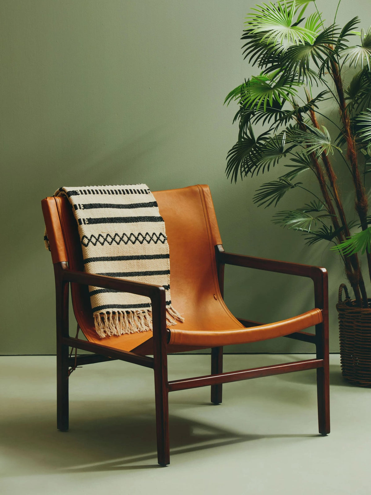 Carlton Antique Brown Leather Sling Chair