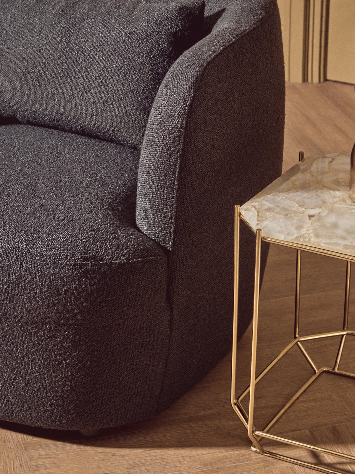 Bath Textured Curved Chair