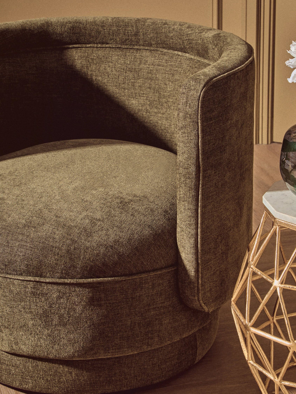Brighton Chenille Curved Chair #colour_forest-green