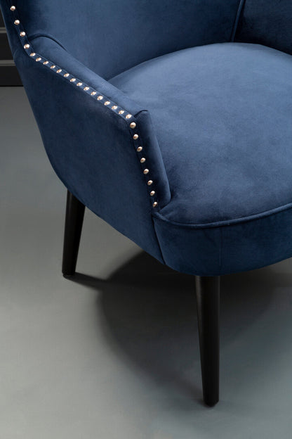 Granada Wingback Lounge Chair