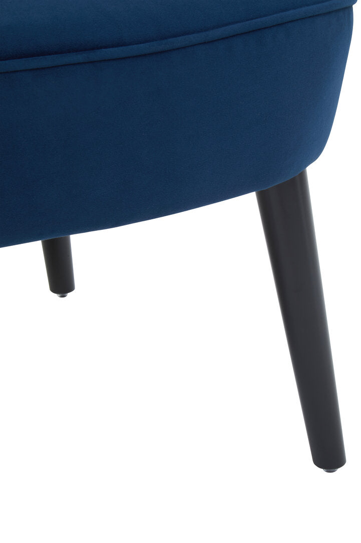 Granada Wingback Lounge Chair