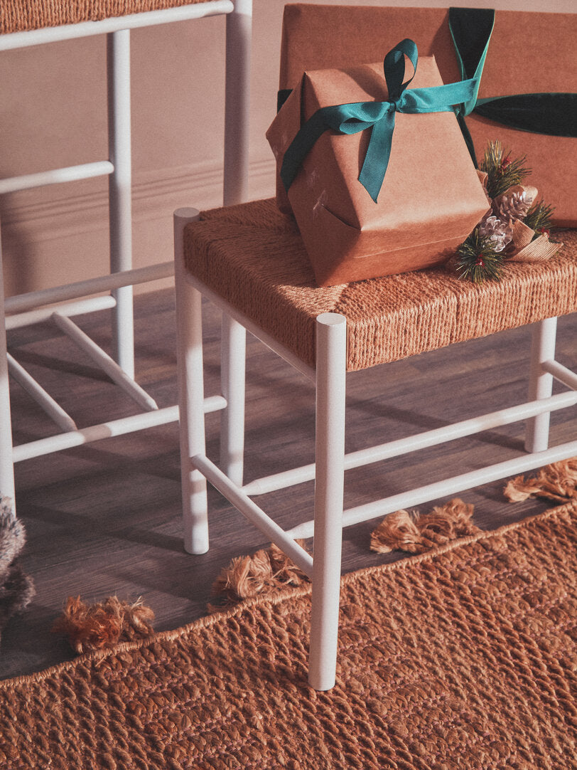 Harrogate Small Natural Rope and White Wood Bench