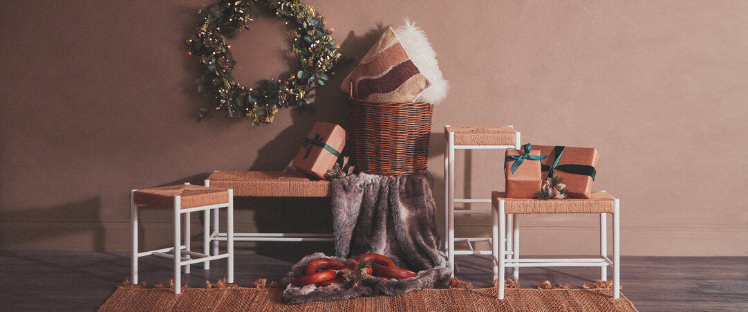 Harrogate Large Natural Rope and White Wood Bench