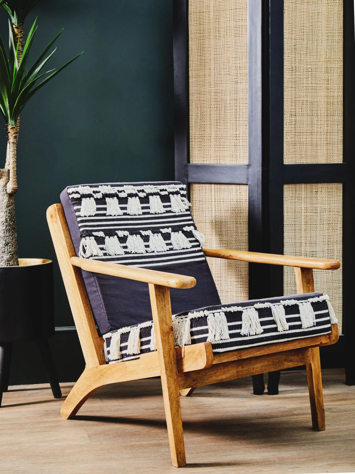 Granada Black and White Textured Fabric Lounge Chair