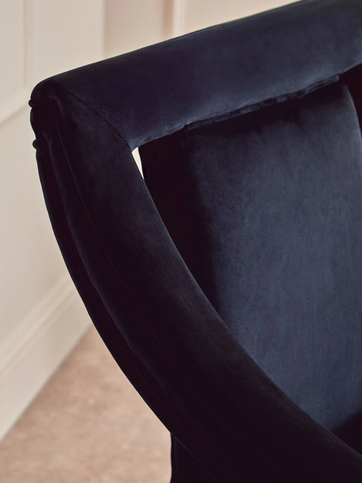 Ross Velvet Chair 