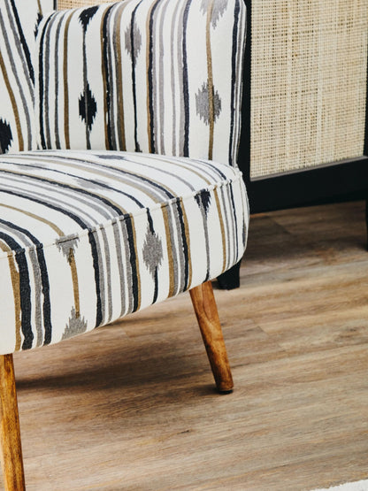 Granada Black and White Chair with Flared Arms