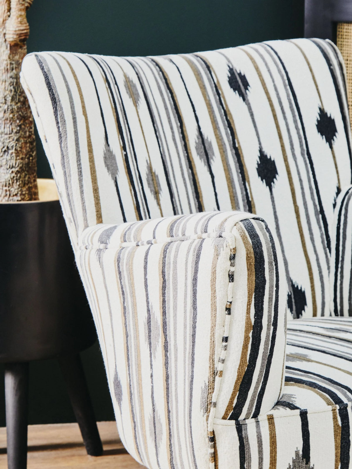 Granada Black and White Chair with Flared Arms