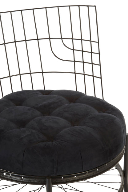 Lyndhurst Wheel Design Chair 